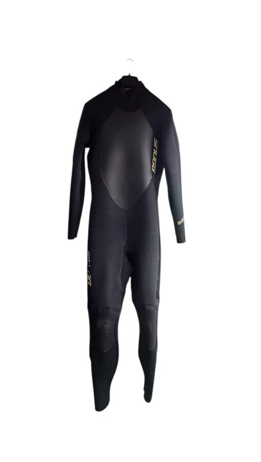 Used Adult Mens winter wetsuit - Snugg Sabotage 5/3mm size MT