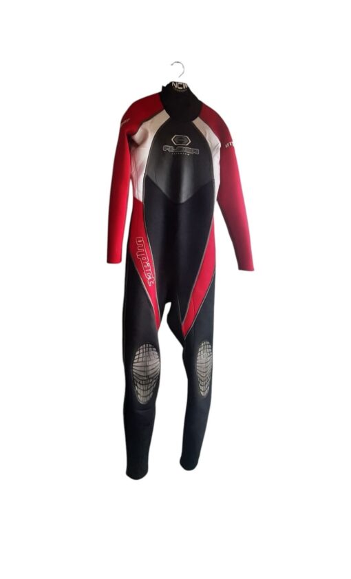 USED Alder 3/2mm full wetsuit junior age 14/16 ish